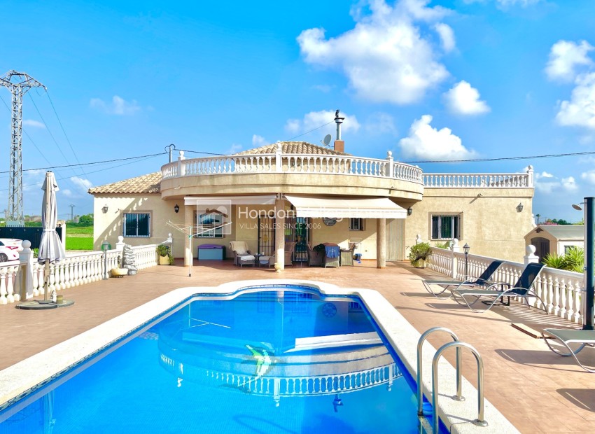 Resale - Villa - Catral