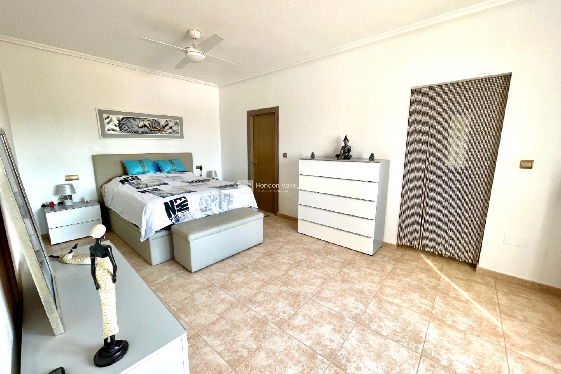 Resale - Villa - Catral