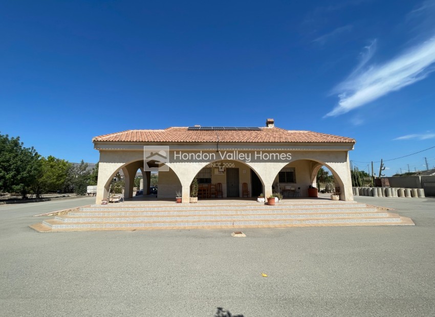 Resale - Villa - Crevillente