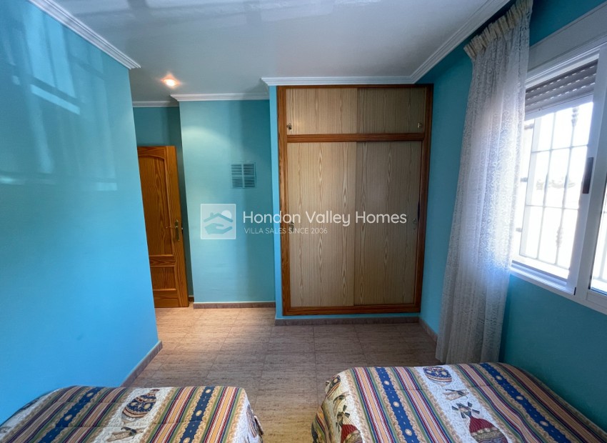 Resale - Villa - Crevillente