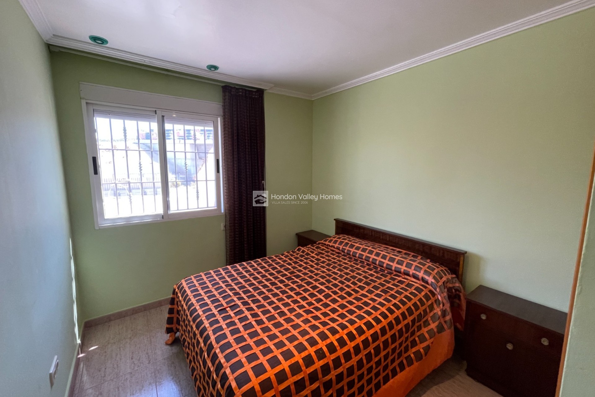 Resale - Villa - Crevillente
