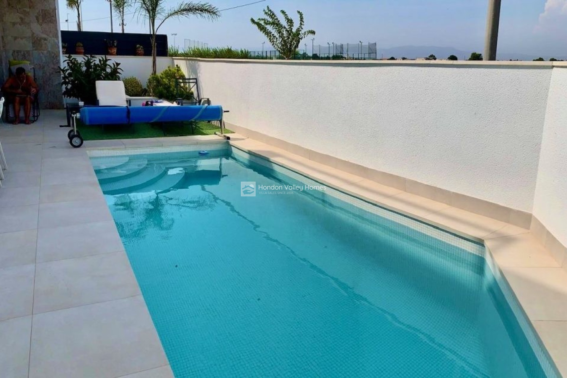 Resale - Villa - Daya Nueva