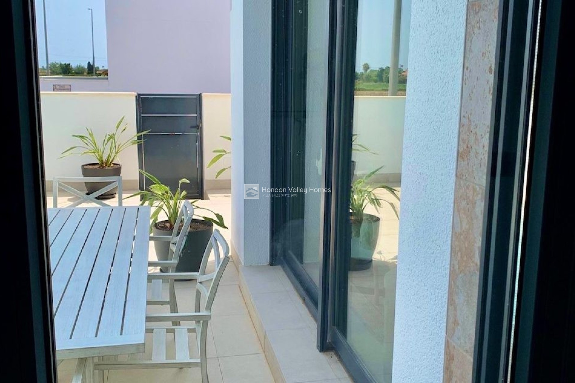 Resale - Villa - Daya Nueva