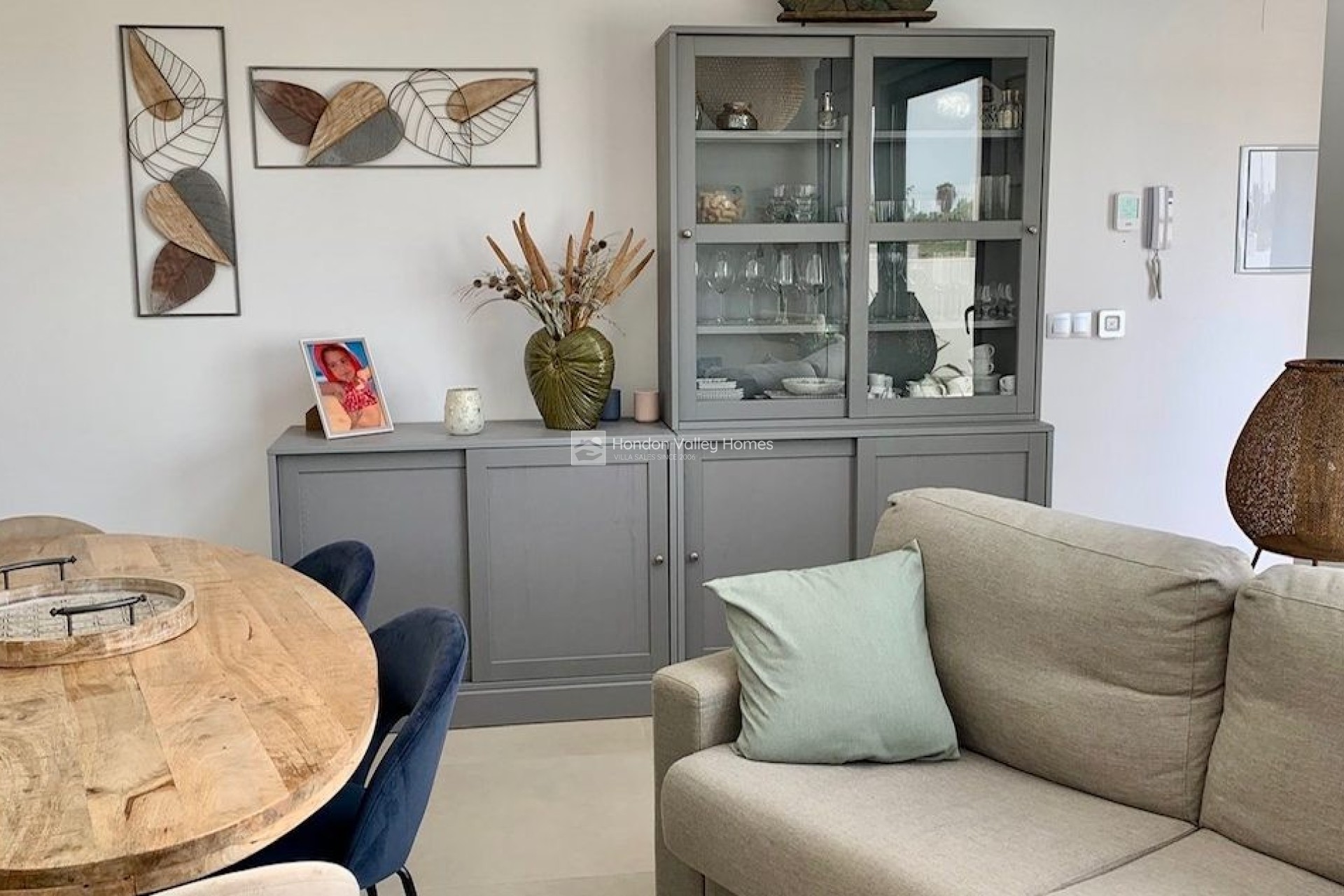 Resale - Villa - Daya Nueva