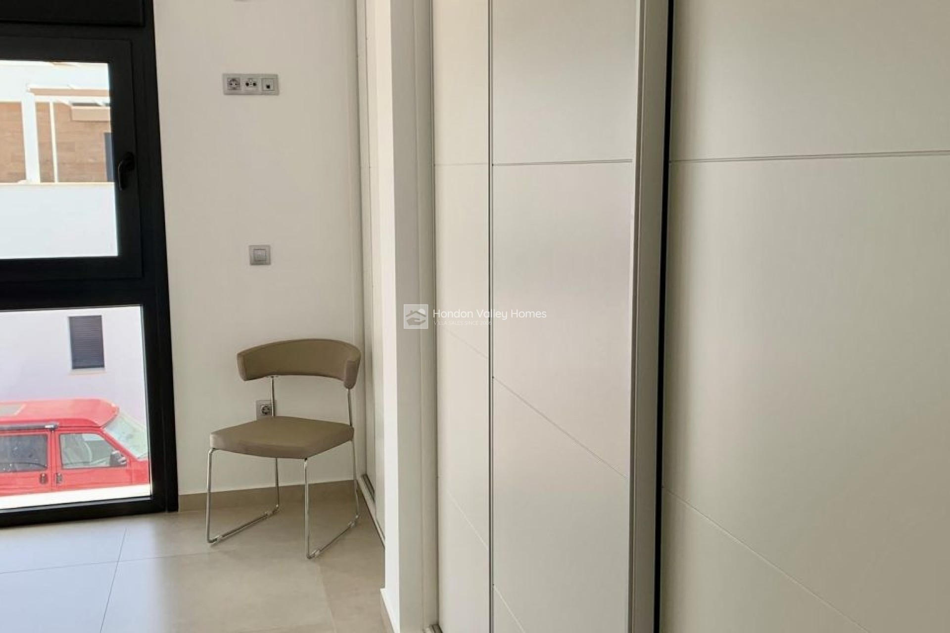 Resale - Villa - Daya Nueva