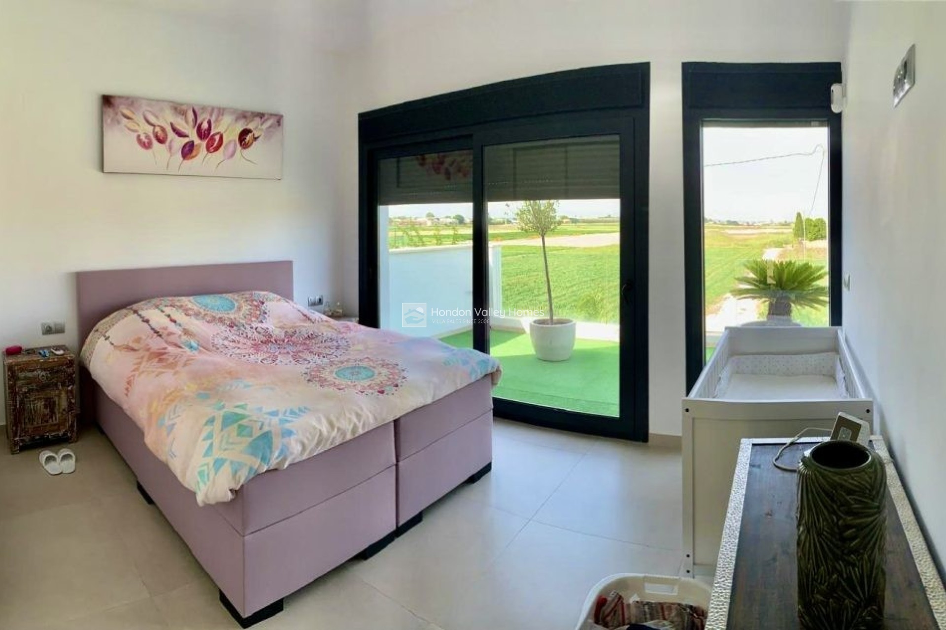 Resale - Villa - Daya Nueva
