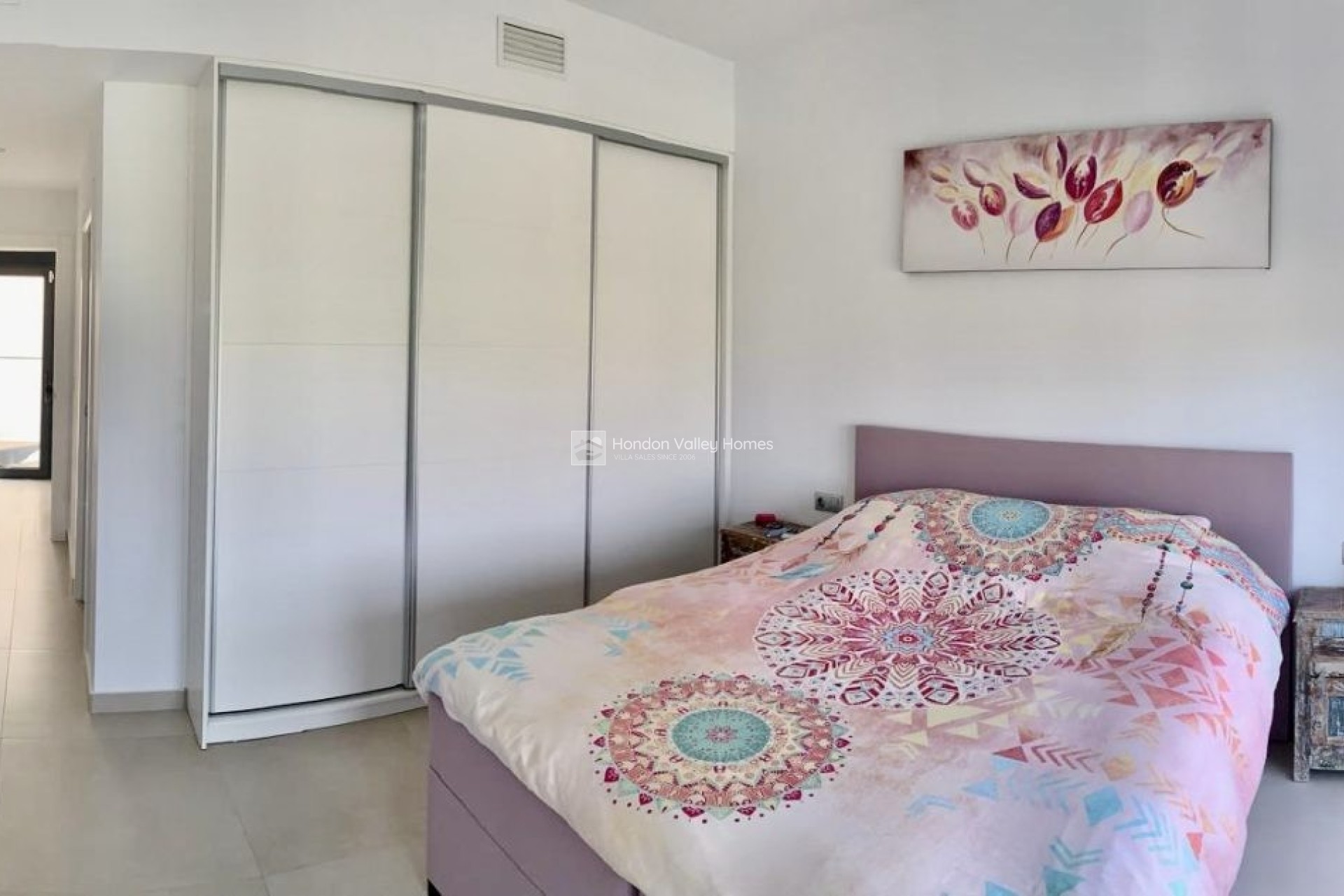 Resale - Villa - Daya Nueva