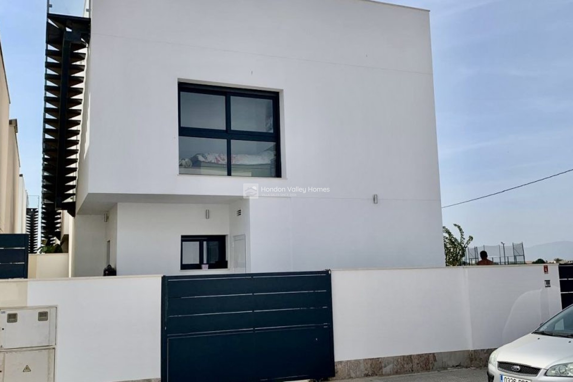 Resale - Villa - Daya Nueva