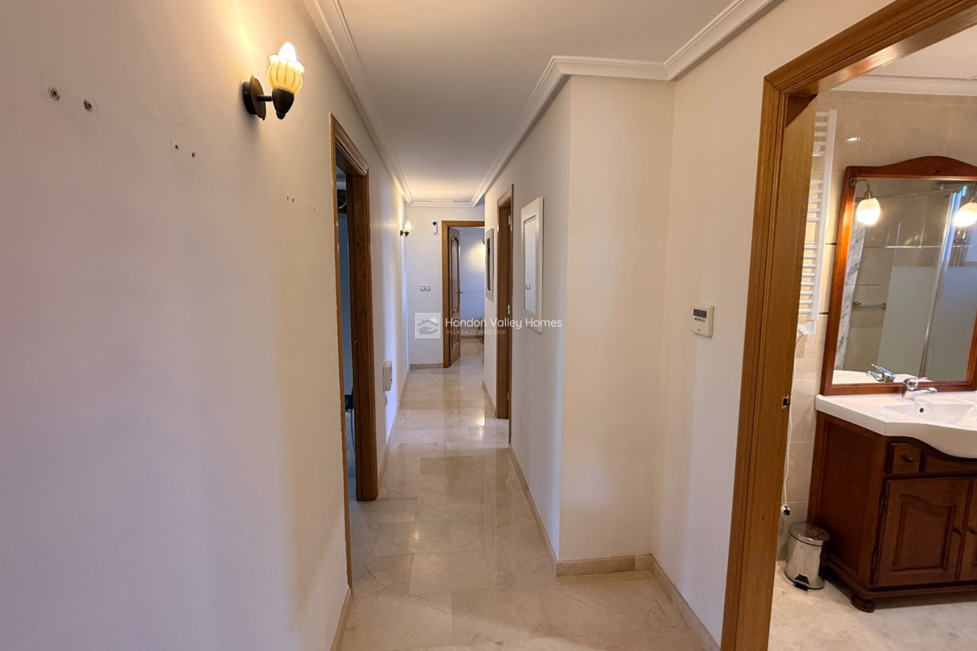 Resale - Villa - Detached - Hondón de las Nieves