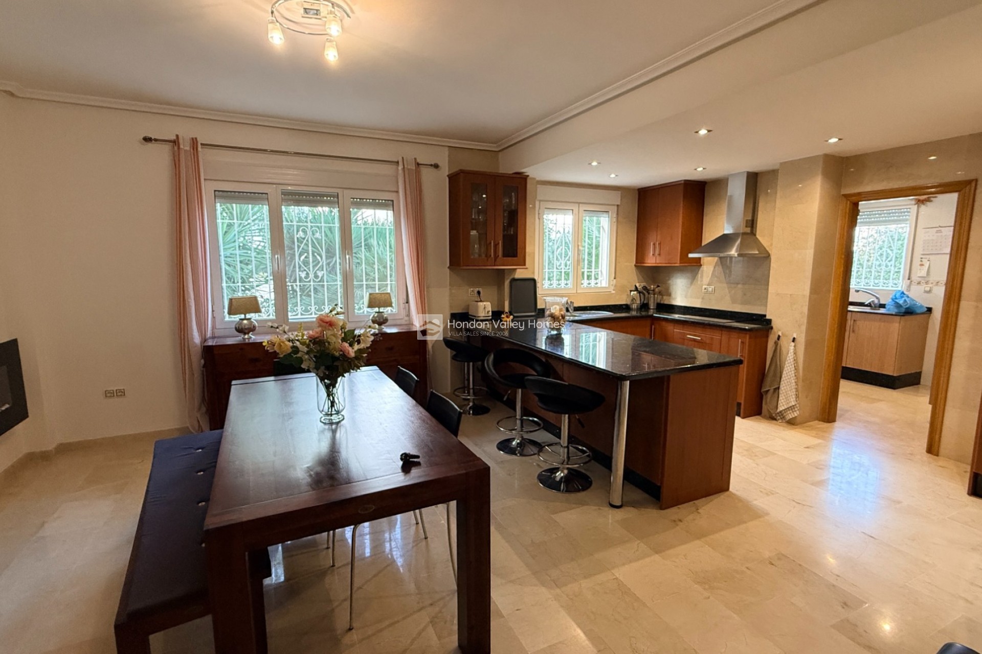 Resale - Villa - Detached - Hondón de las Nieves