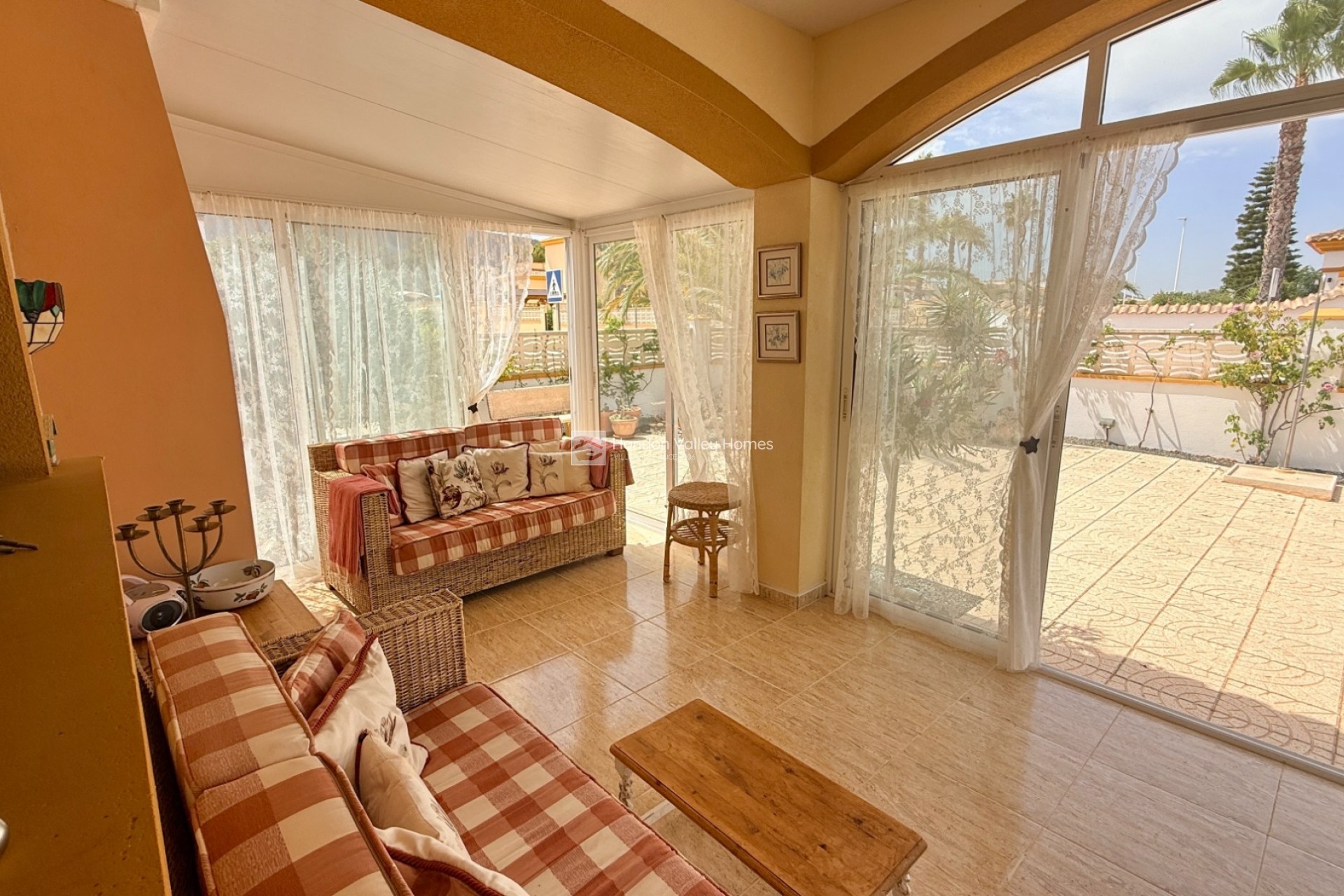 Resale - Villa - Detached - Hondón de las Nieves