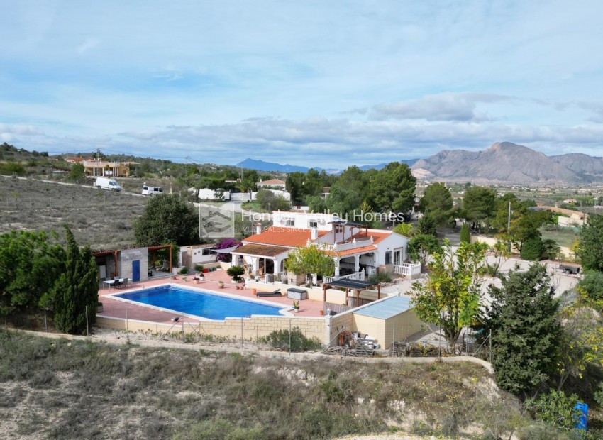 Resale - Villa - Detached - Hondón de los Fráiles