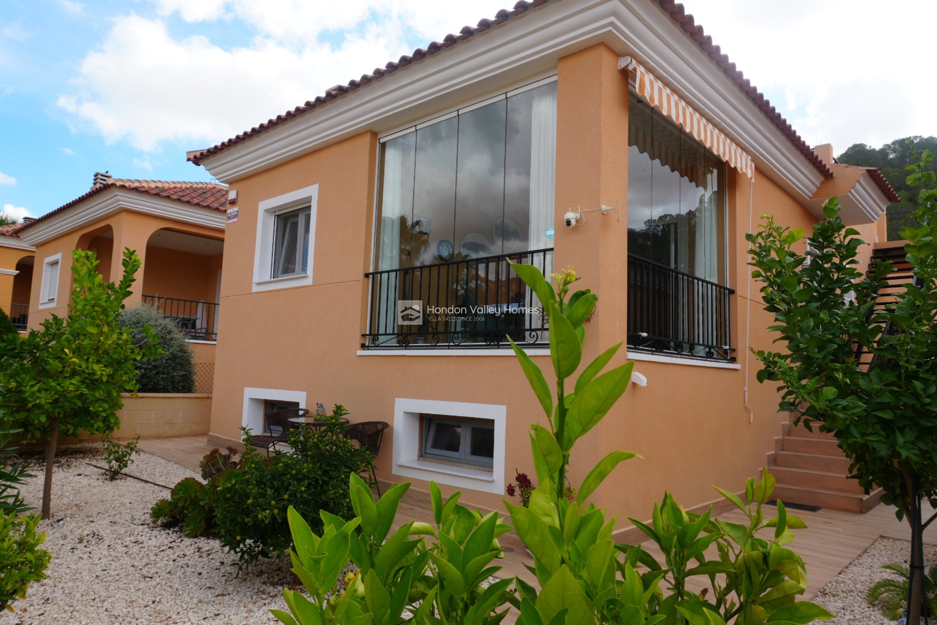 Resale - Villa - Detached - La Romana