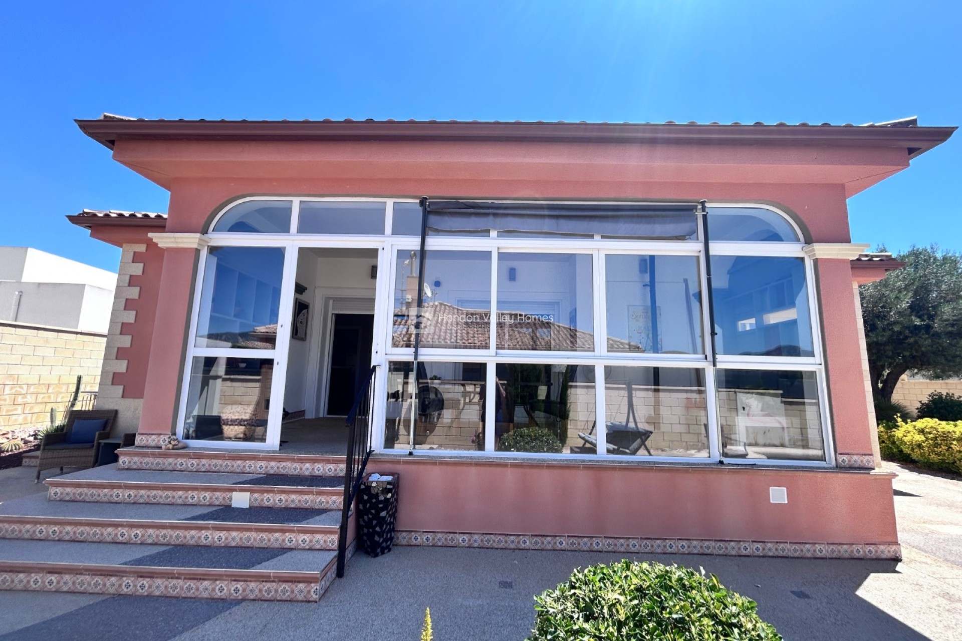 Resale - Villa - Detached - La Romana
