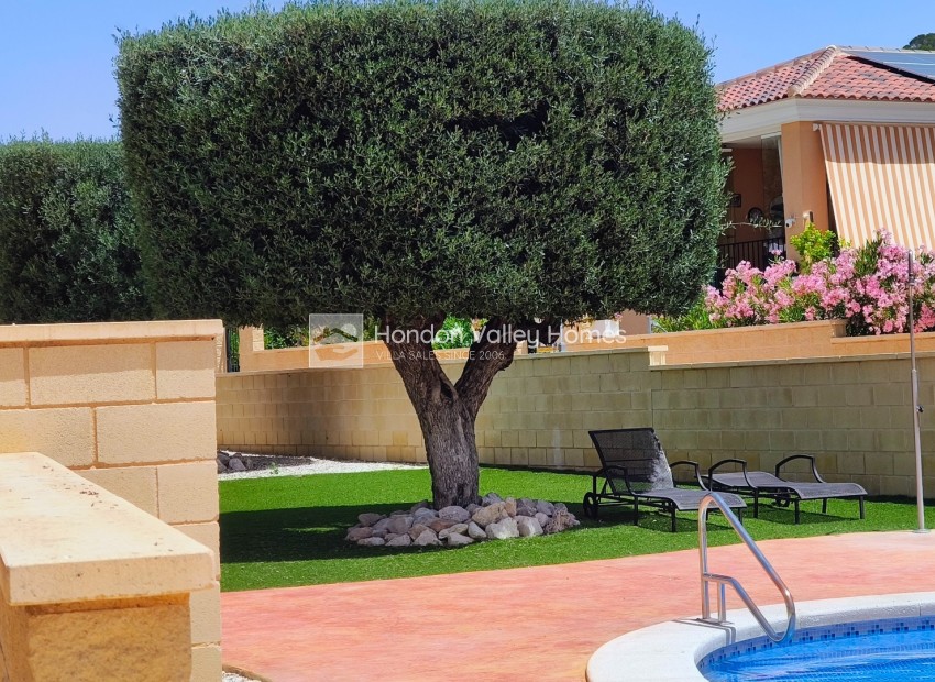 Resale - Villa - Detached - La Romana
