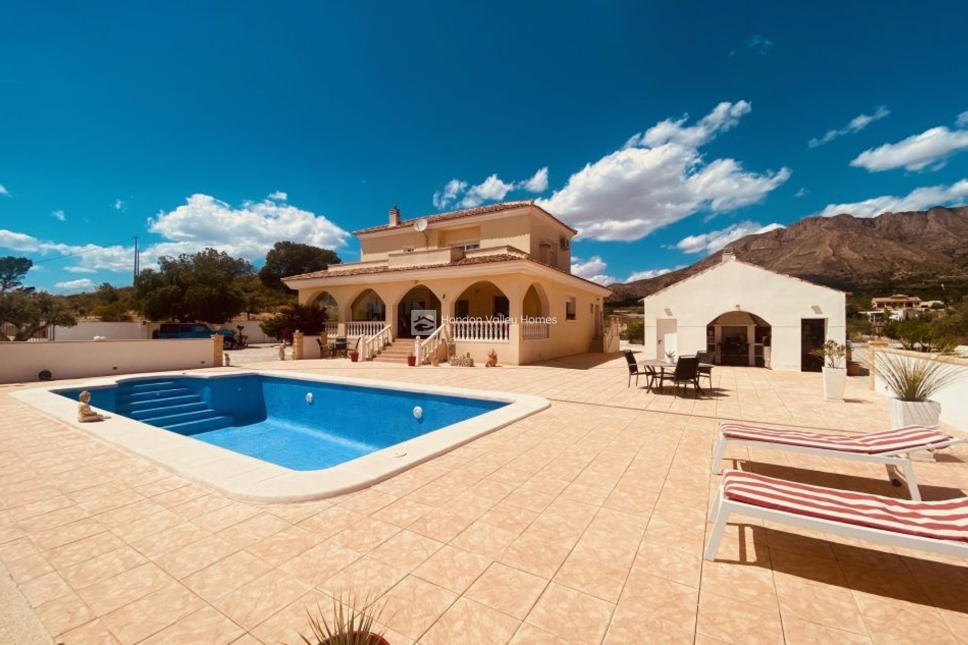 Resale - Villa - Detached - Macisvenda