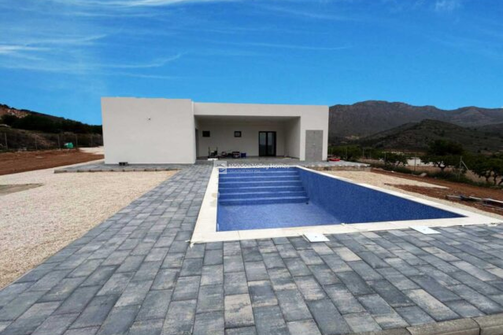 Resale - Villa - El Canton