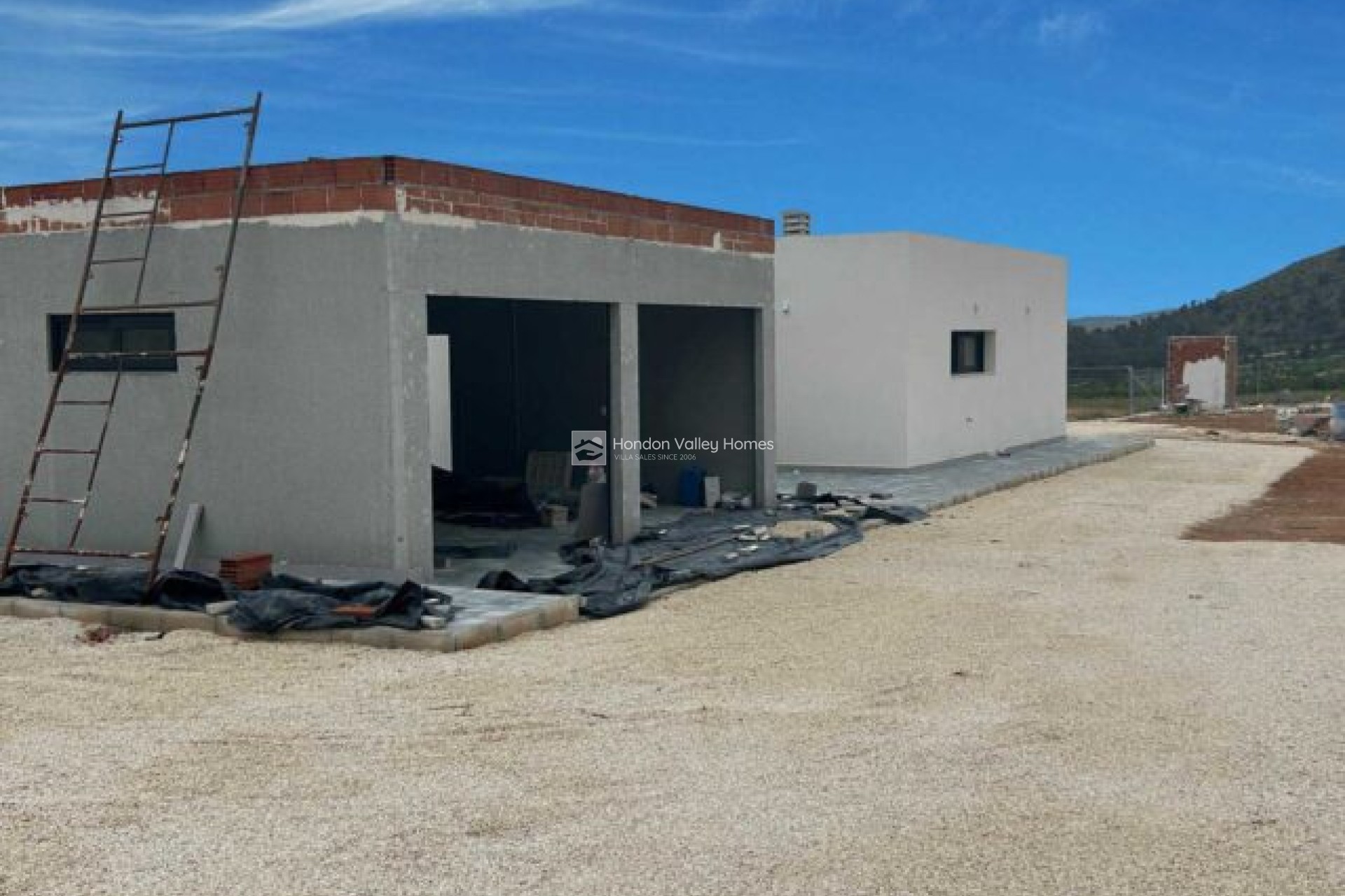 Resale - Villa - El Canton