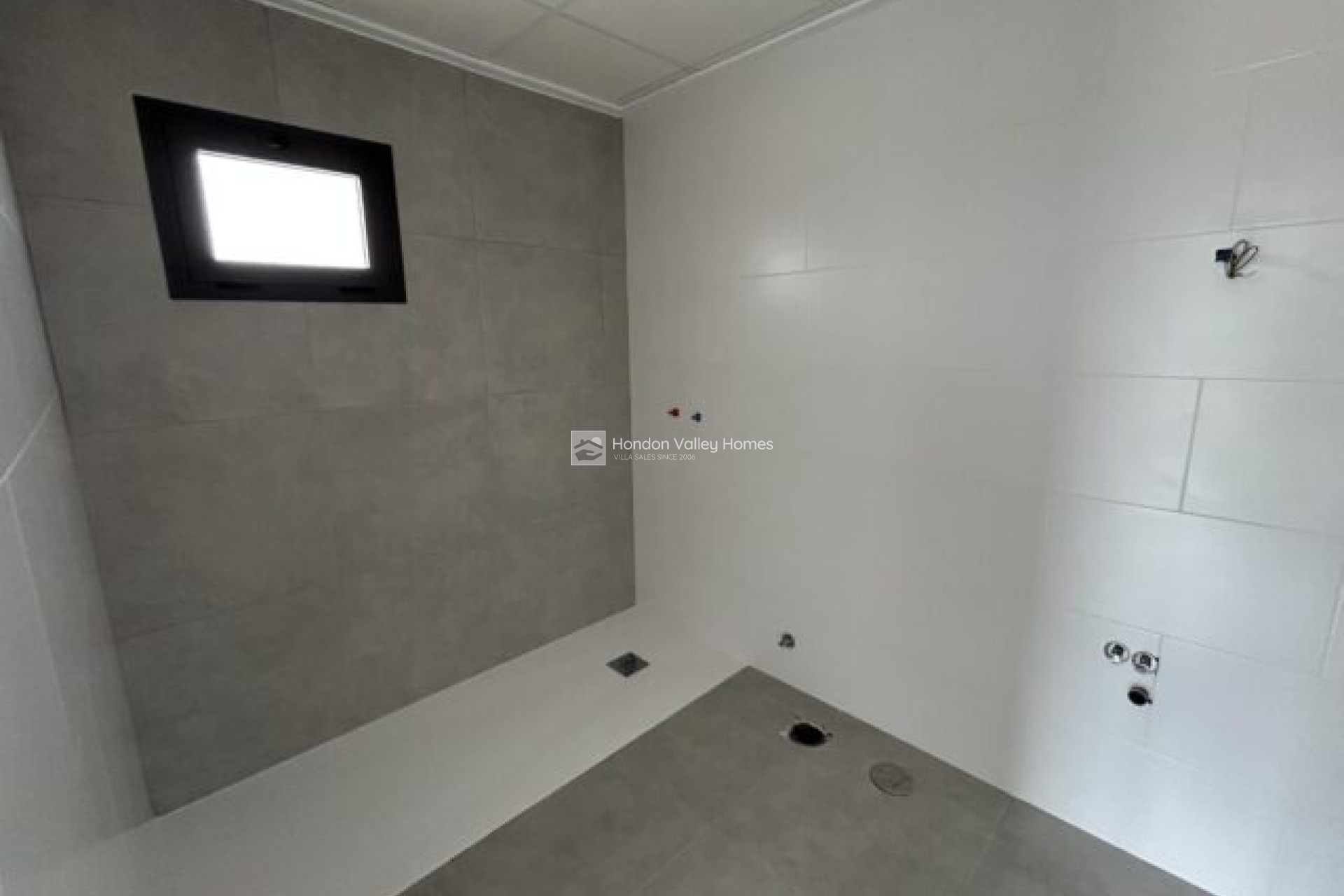 Resale - Villa - El Canton