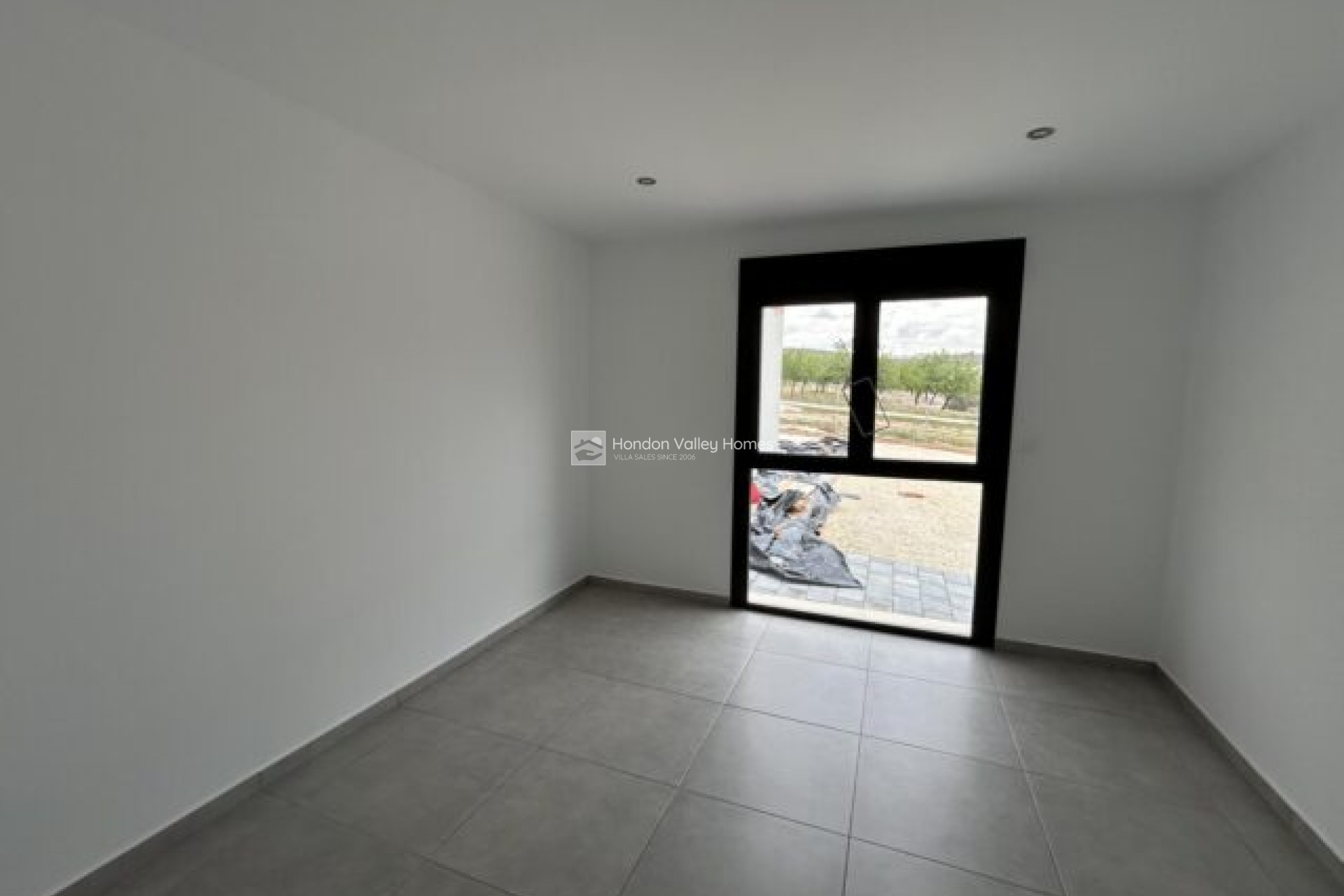 Resale - Villa - El Canton