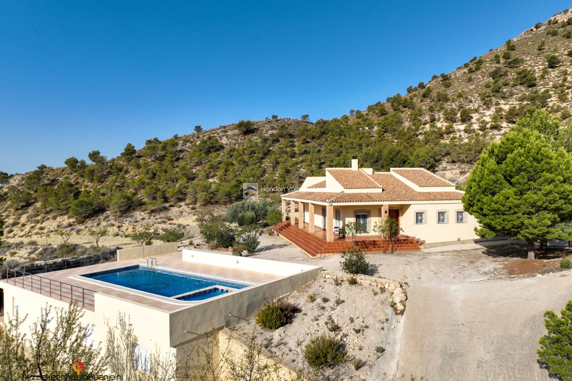 Resale - Villa - Fortuna