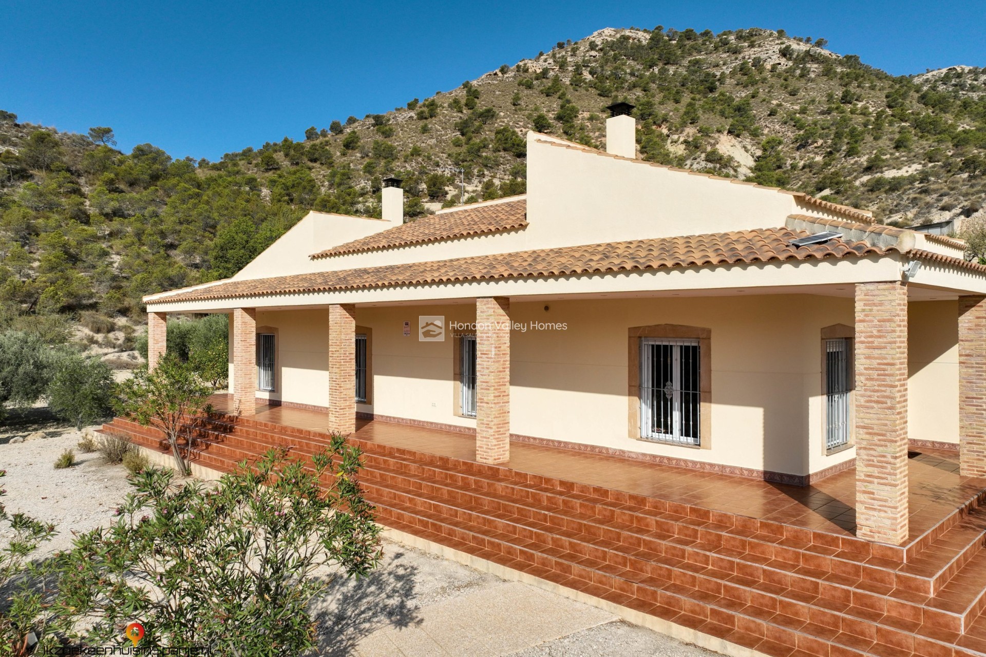 Resale - Villa - Fortuna