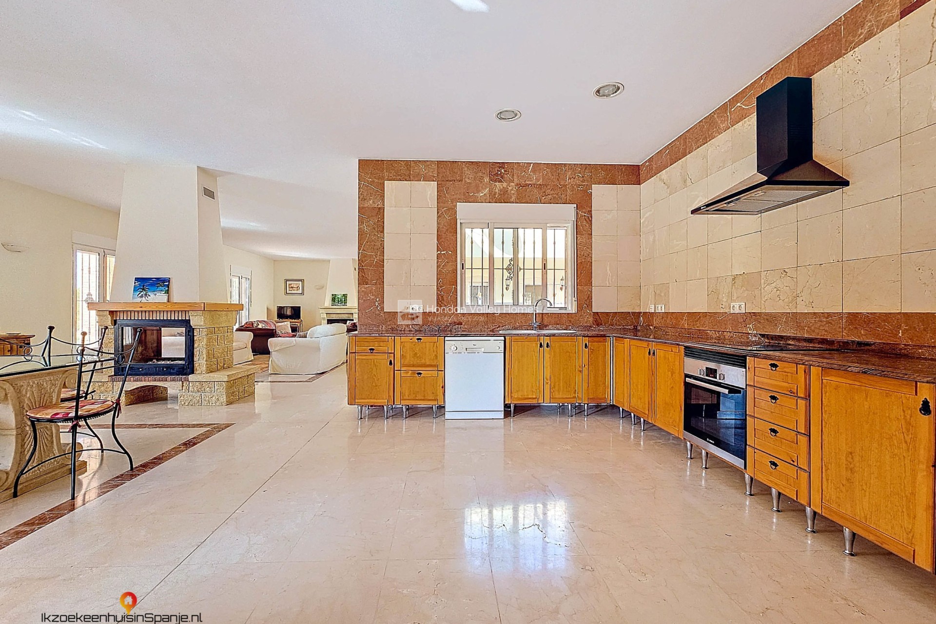 Resale - Villa - Fortuna