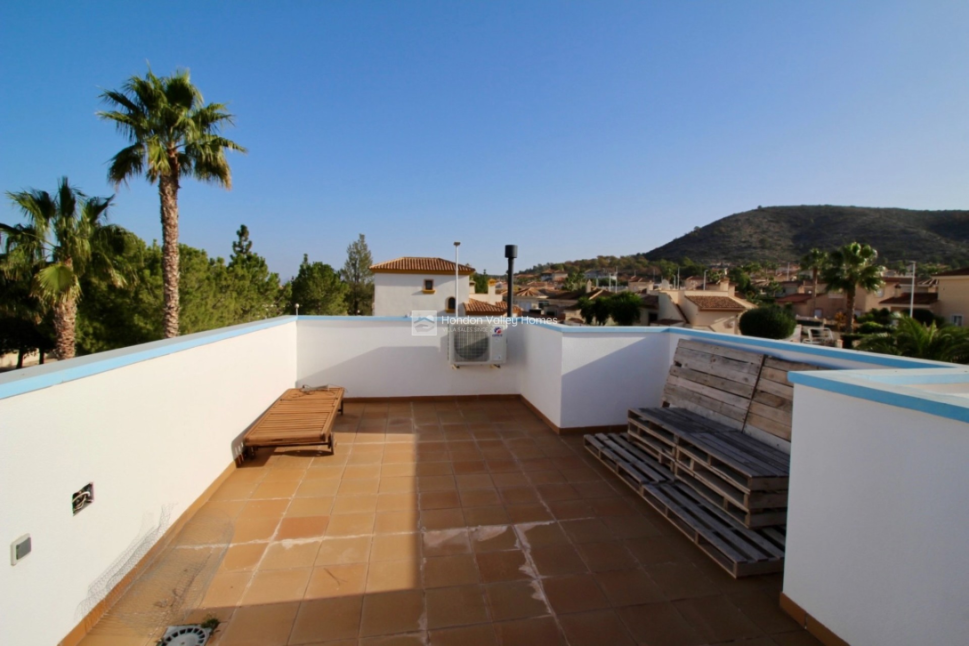 Resale - Villa - HONDON DE LAS NIEVES - La Montanosa