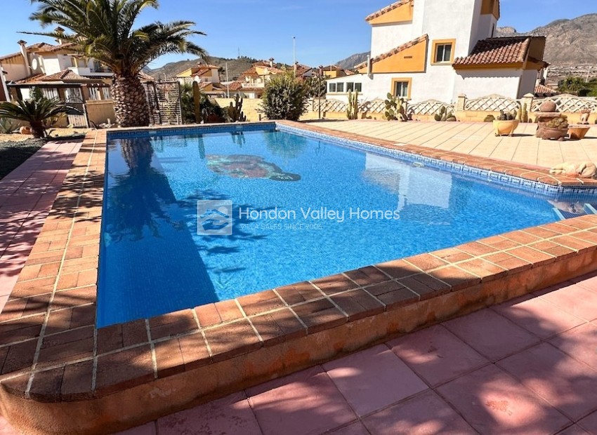 Resale - Villa - HONDON DE LAS NIEVES - La Montanosa