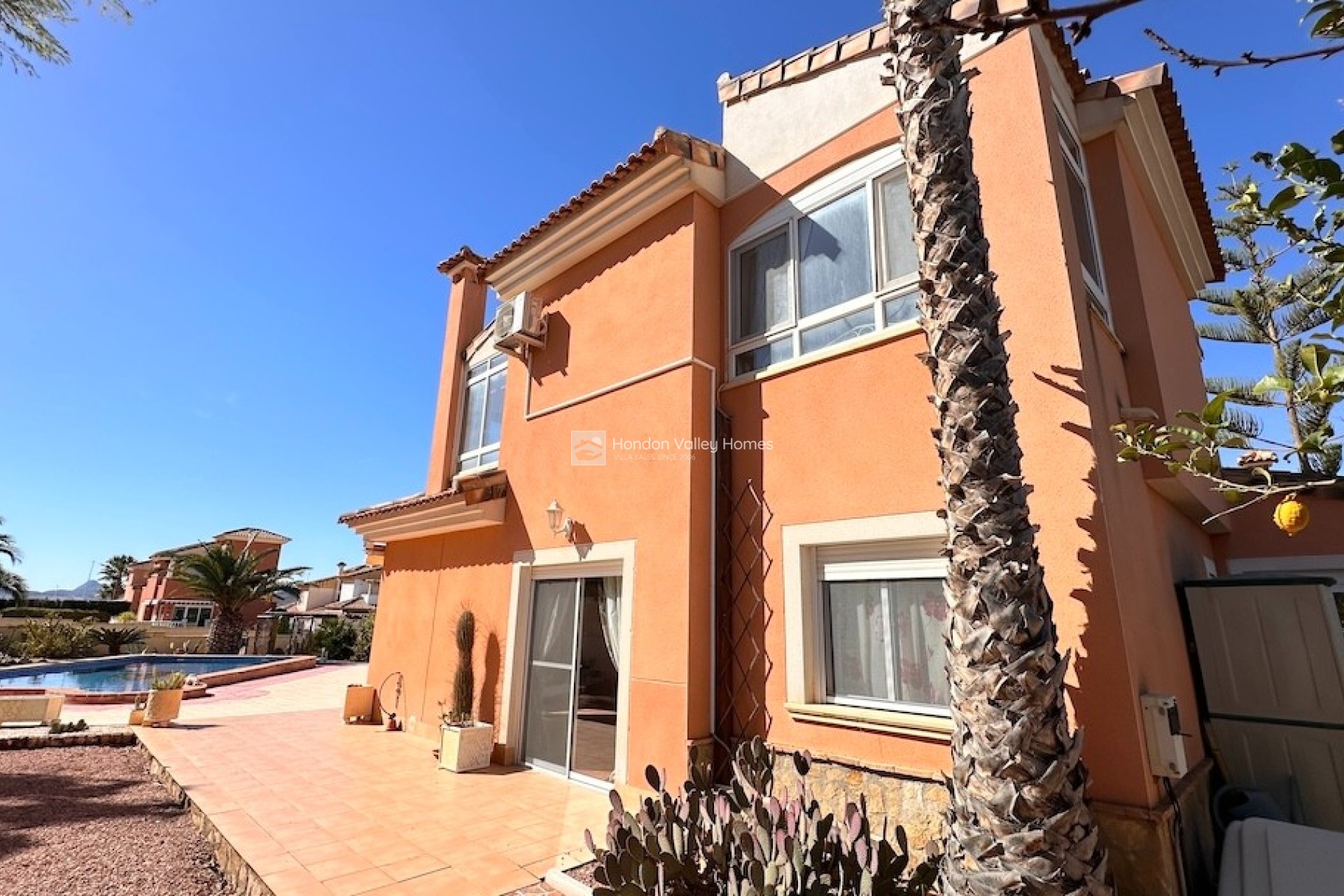 Resale - Villa - HONDON DE LAS NIEVES - La Montanosa