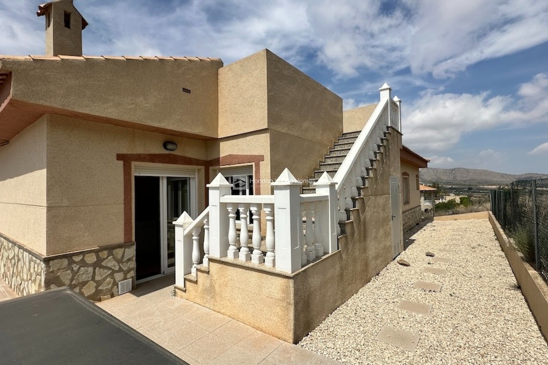 Resale - Villa - HONDON DE LAS NIEVES - La Montanosa