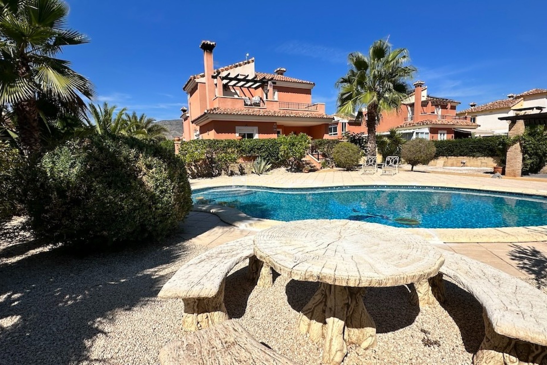 Resale - Villa - HONDON DE LAS NIEVES - La Montanosa