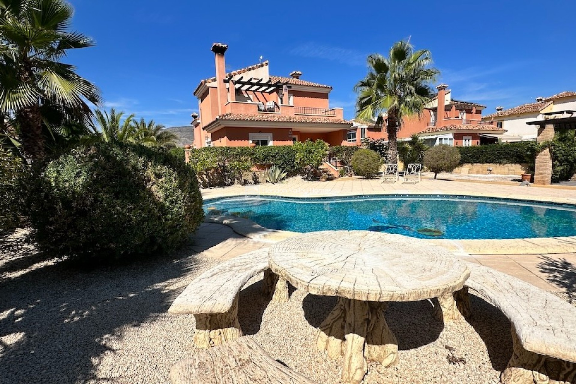 Resale - Villa - HONDON DE LAS NIEVES - La Montanosa