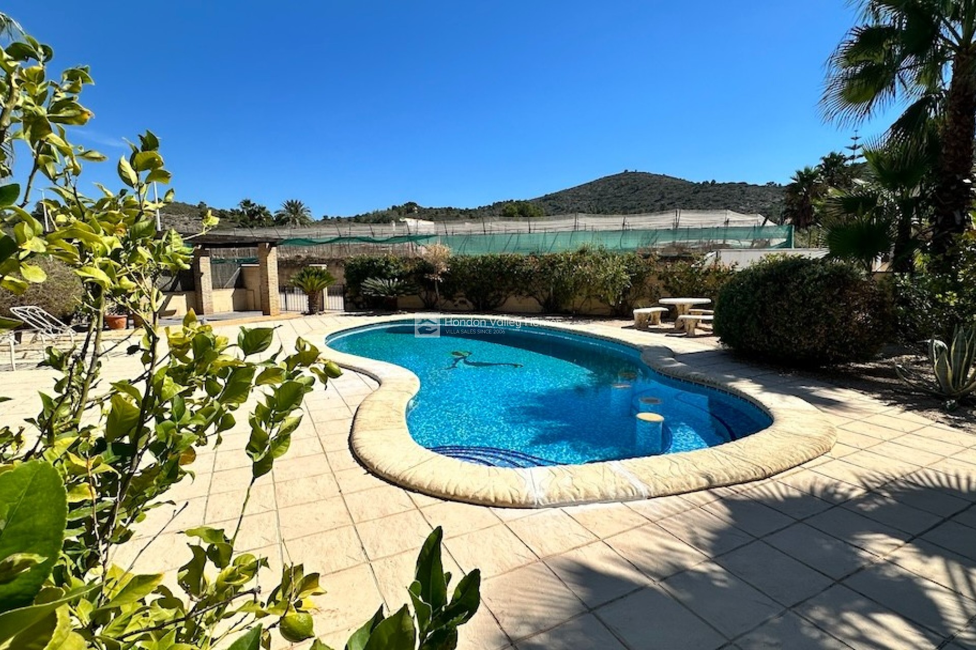 Resale - Villa - HONDON DE LAS NIEVES - La Montanosa