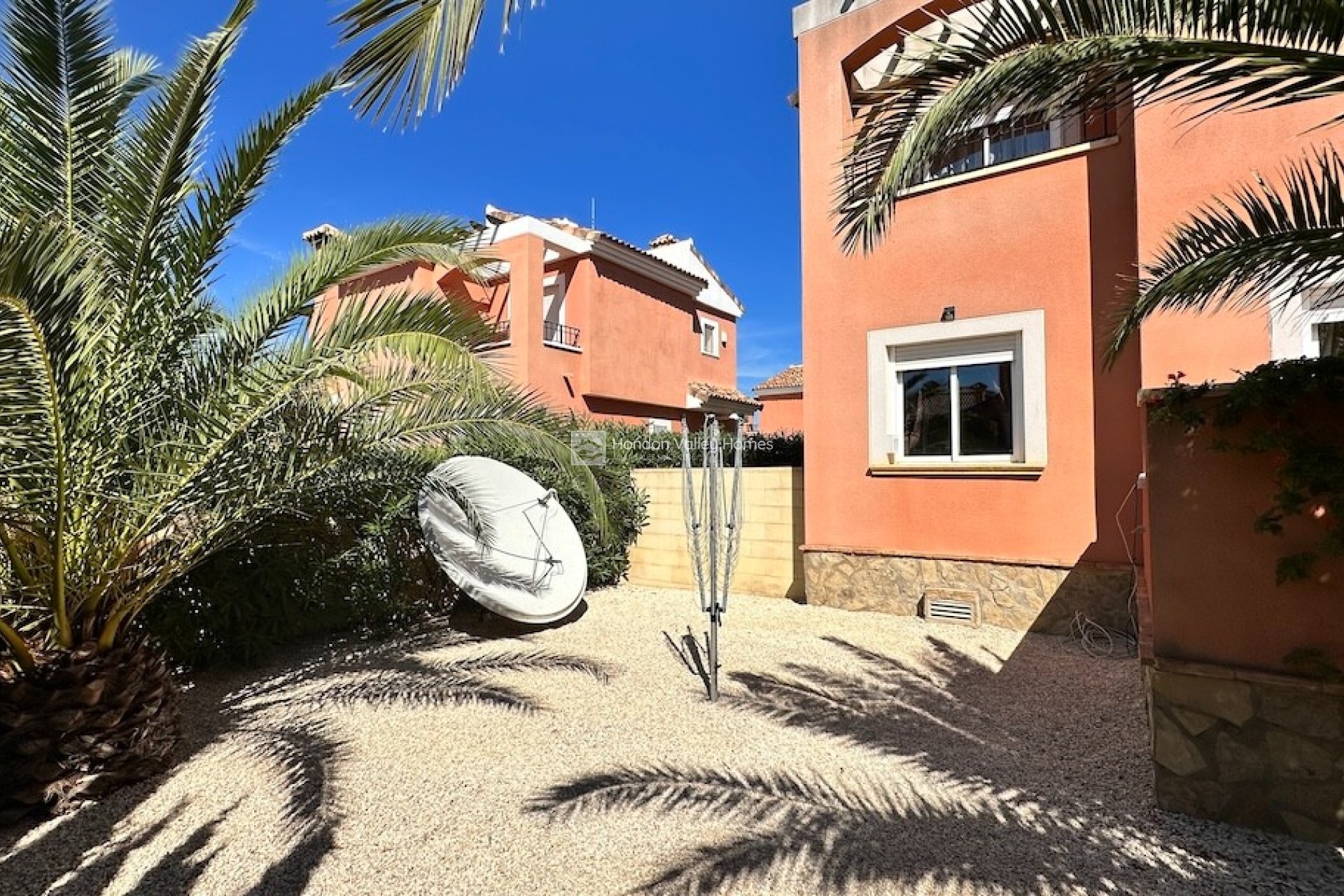 Resale - Villa - HONDON DE LAS NIEVES - La Montanosa