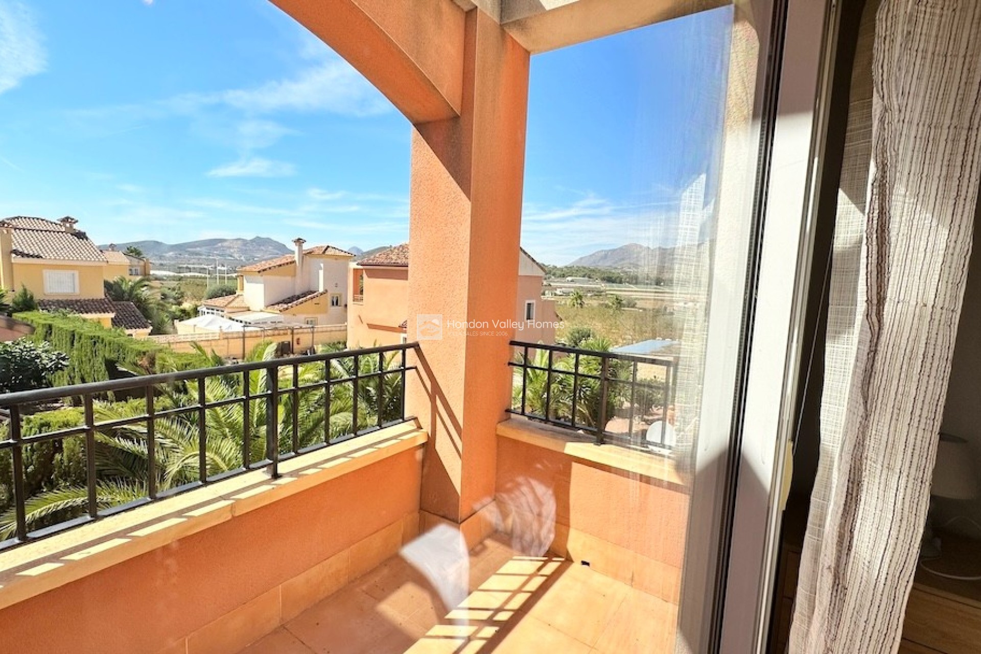 Resale - Villa - HONDON DE LAS NIEVES - La Montanosa