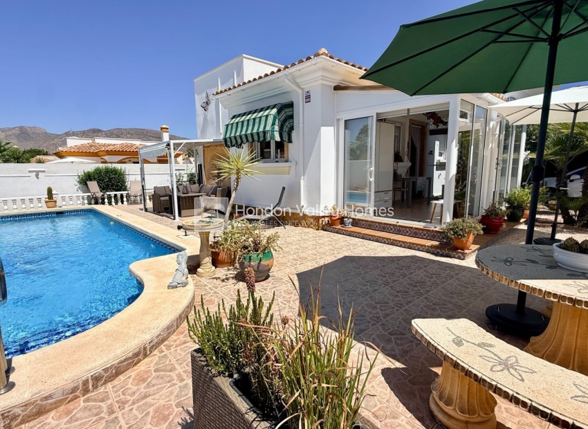 Resale - Villa - Hondón de las Nieves - La Montañosa