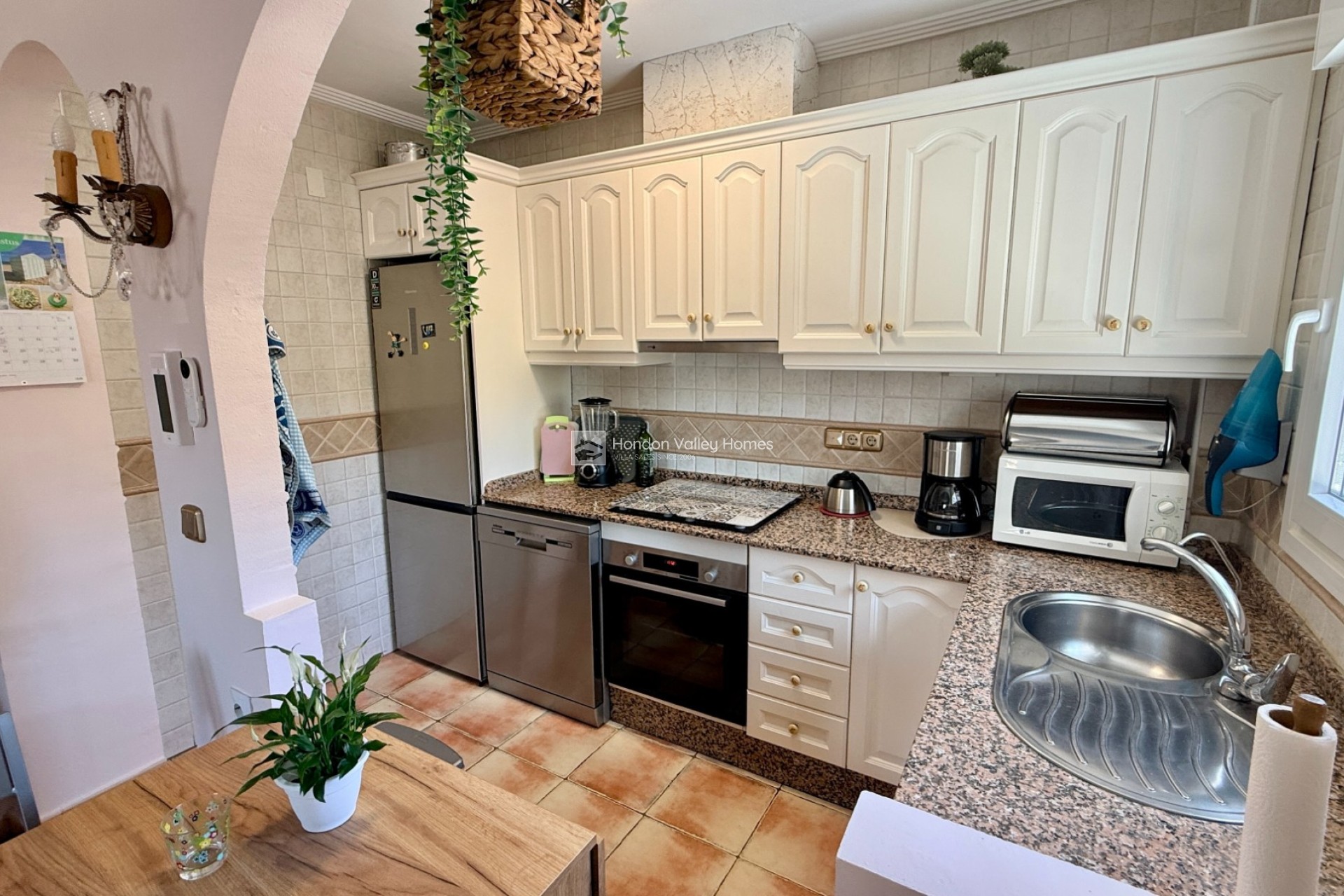 Resale - Villa - Hondón de las Nieves - La Montañosa