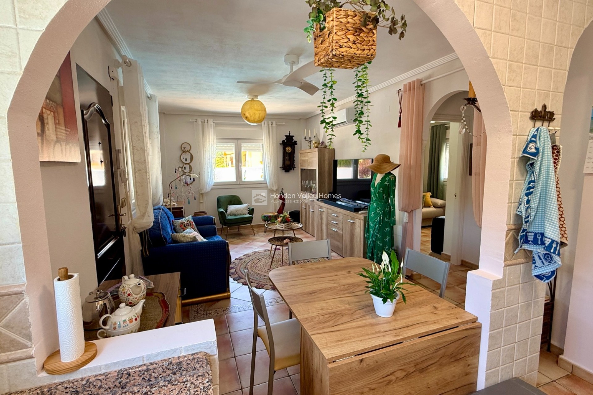 Resale - Villa - Hondón de las Nieves - La Montañosa
