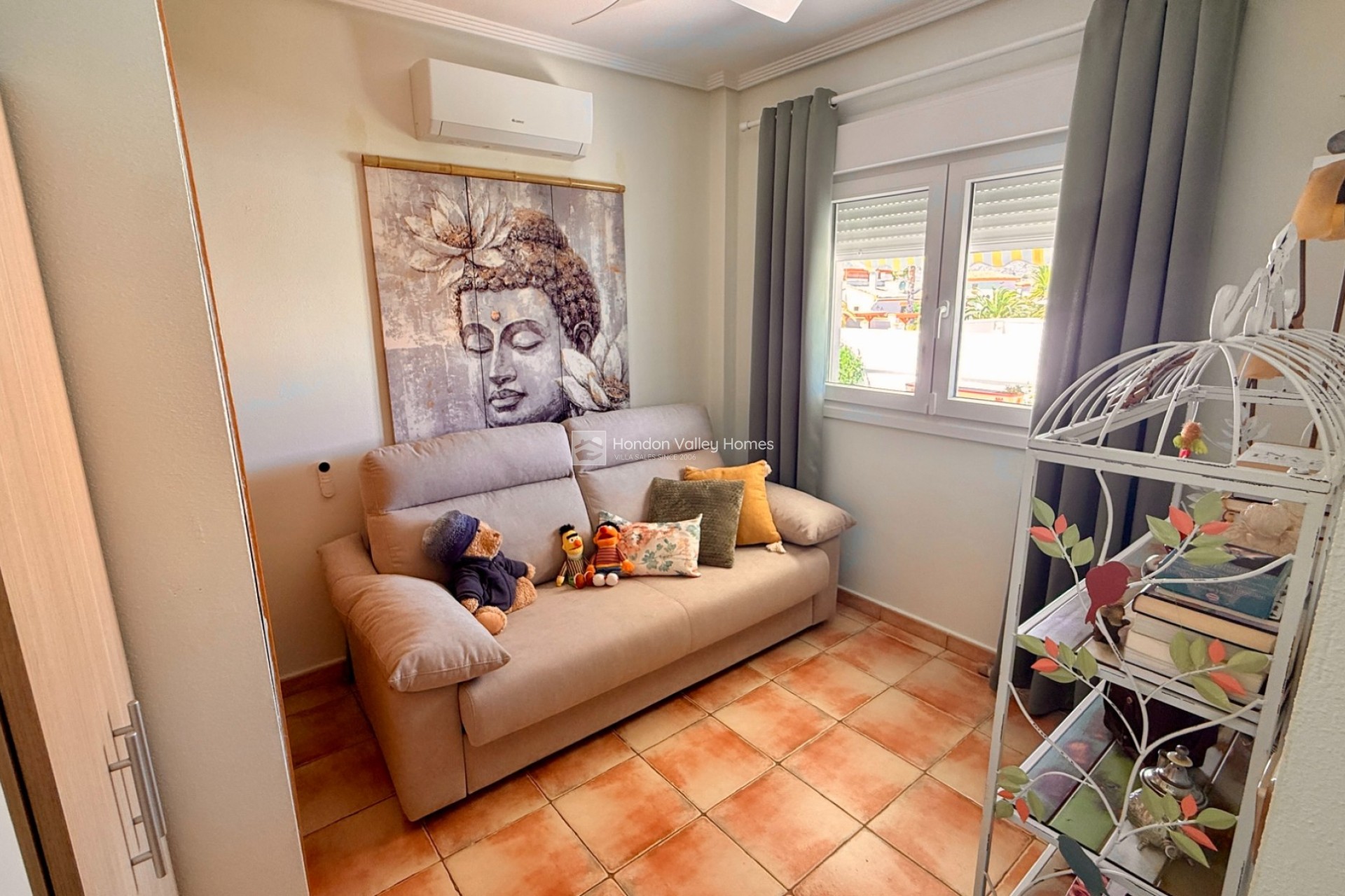 Resale - Villa - Hondón de las Nieves - La Montañosa