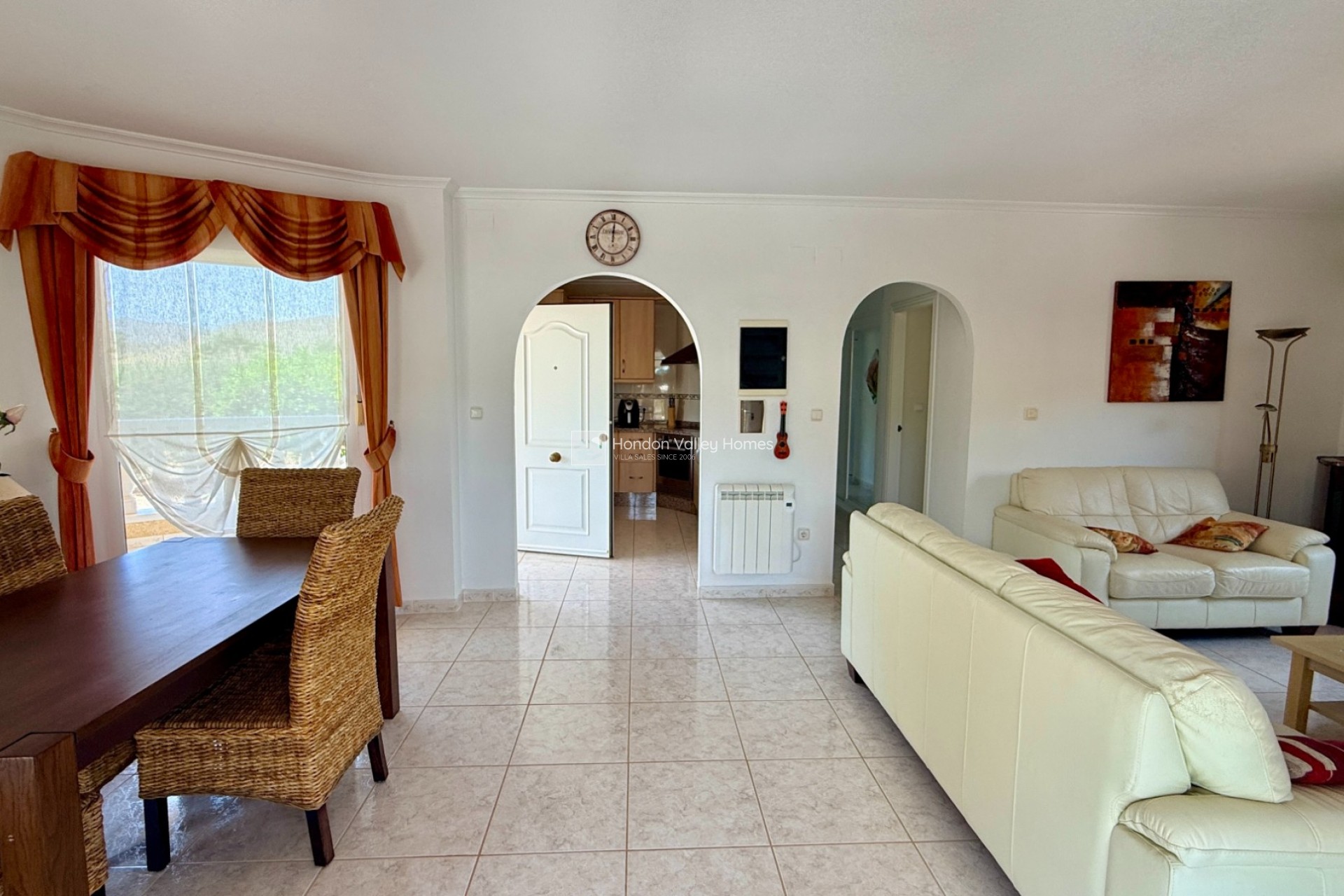 Resale - Villa - Hondón de las Nieves - La Montañosa