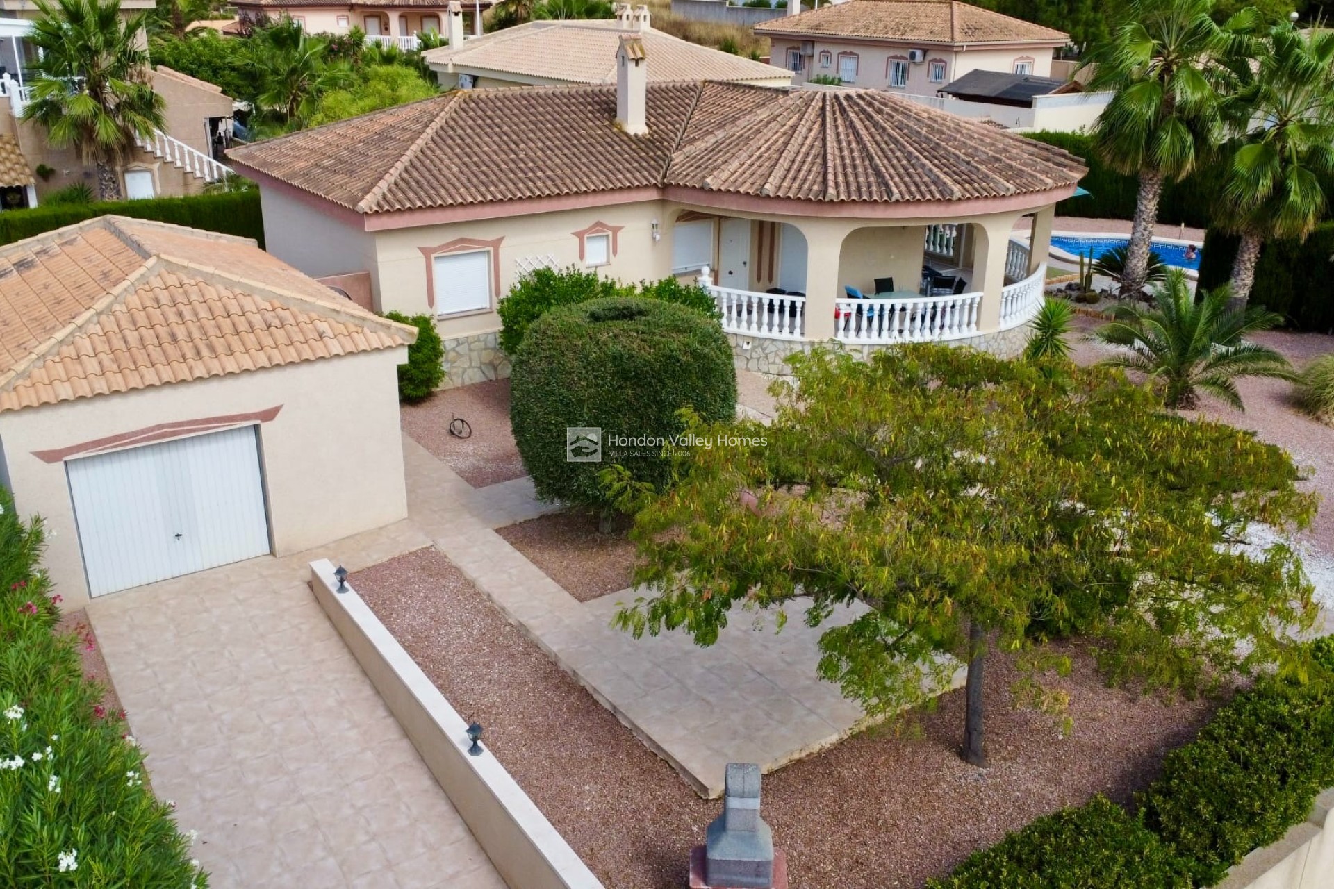 Resale - Villa - Hondón de las Nieves - La Montañosa