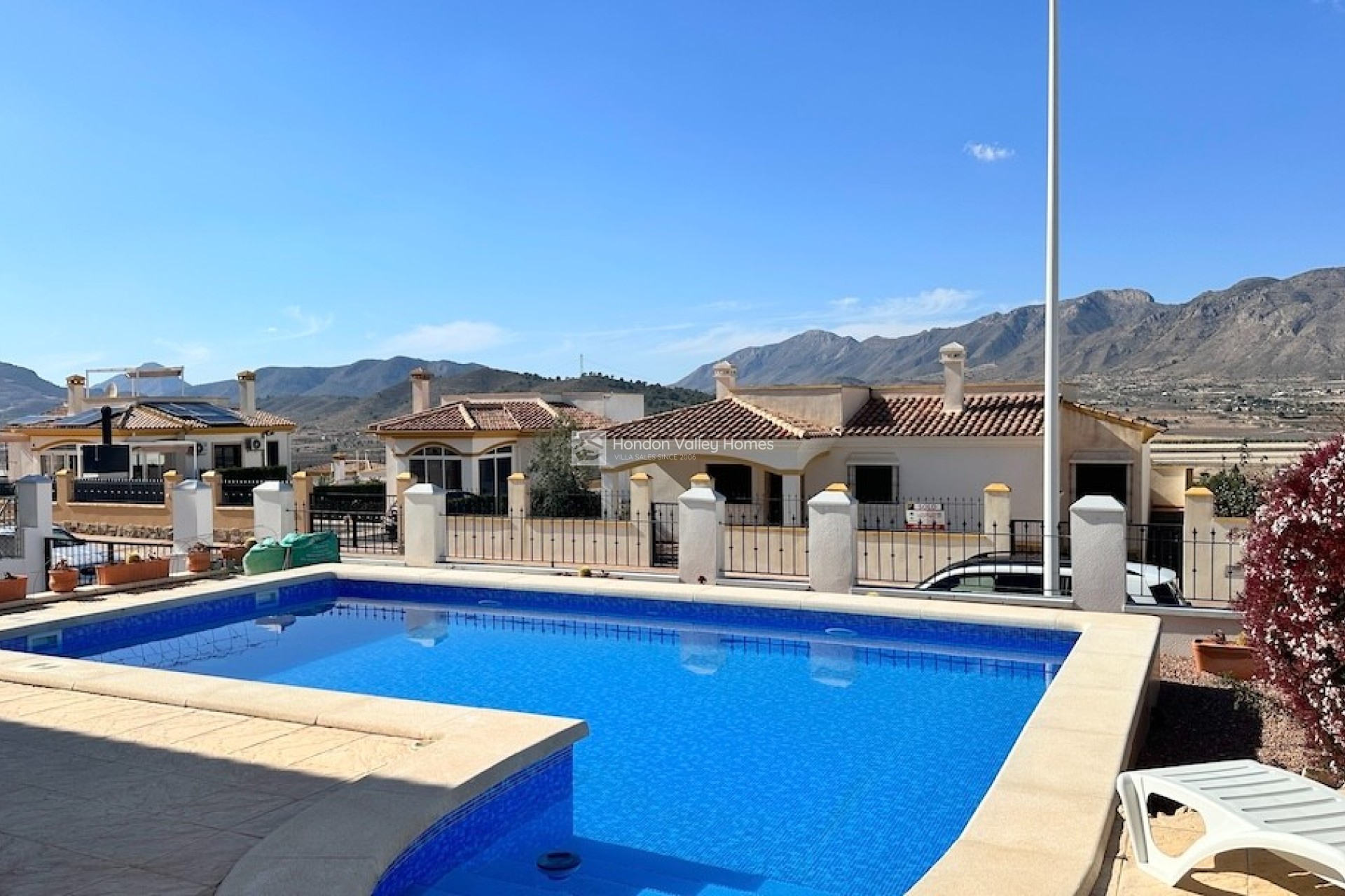 Resale - Villa - HONDON DE LAS NIEVES - La Montanosa