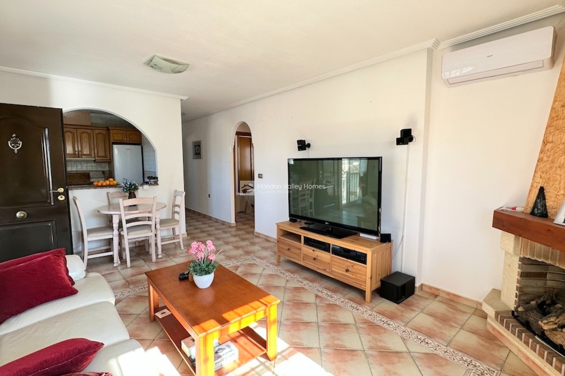 Resale - Villa - HONDON DE LAS NIEVES - La Montanosa