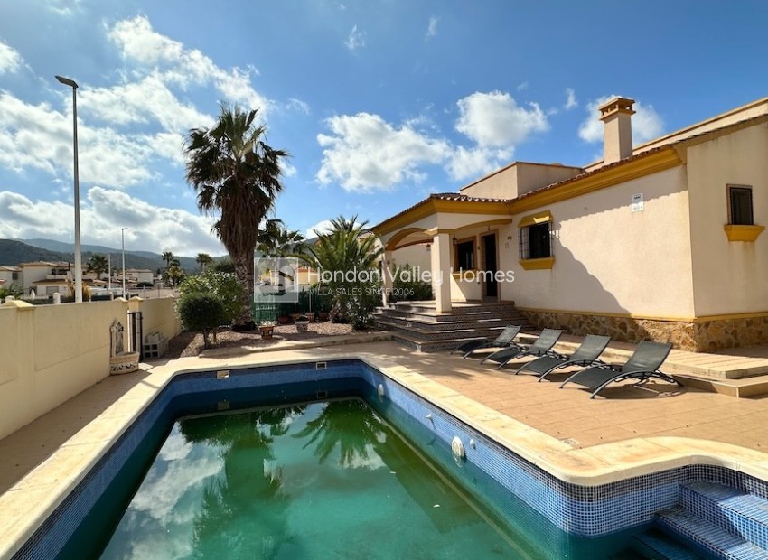 Resale - Villa - HONDON DE LAS NIEVES - La Montanosa