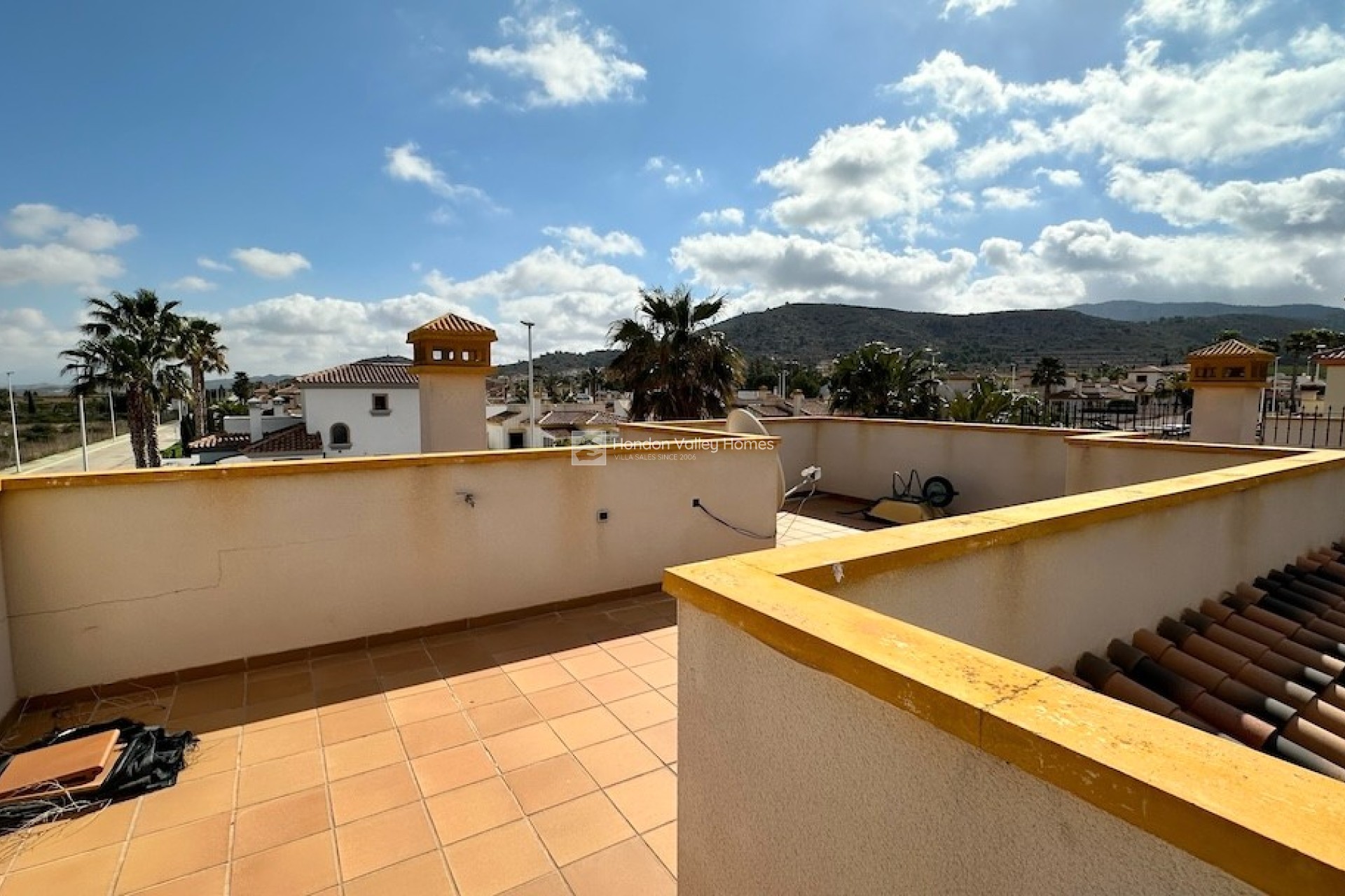 Resale - Villa - HONDON DE LAS NIEVES - La Montanosa