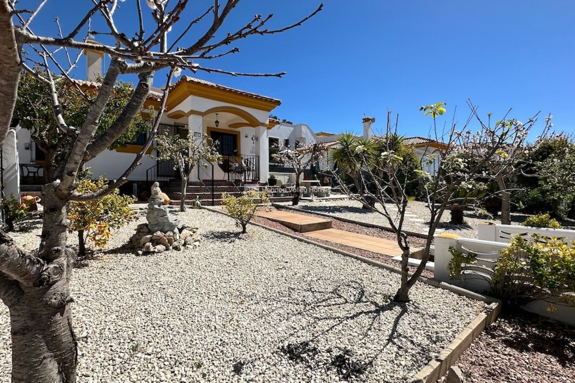 Resale - Villa - HONDON DE LAS NIEVES - La Montanosa