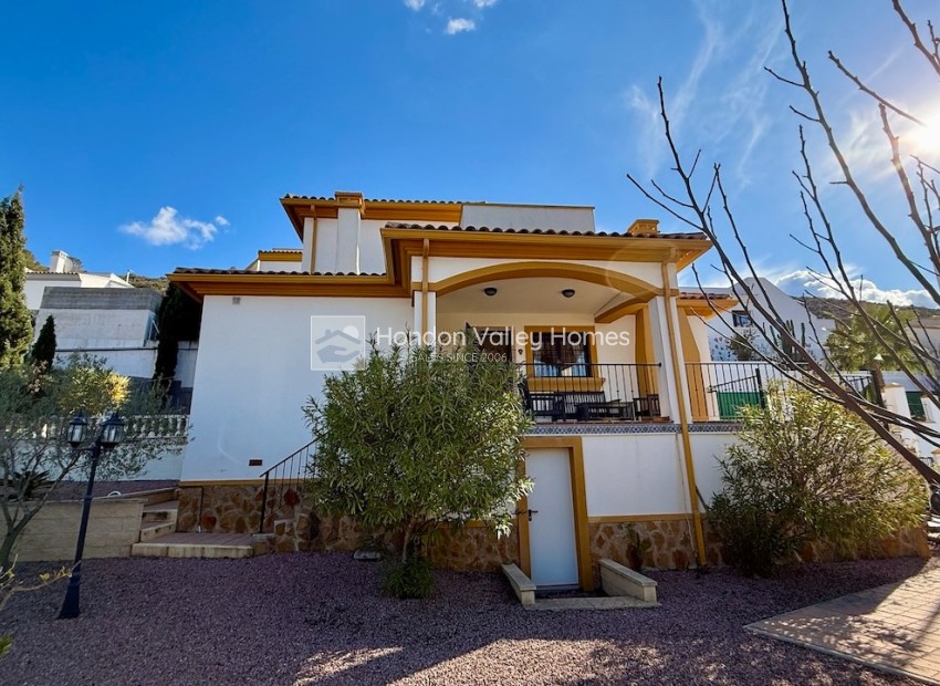 Resale - Villa - HONDON DE LAS NIEVES - La Montanosa