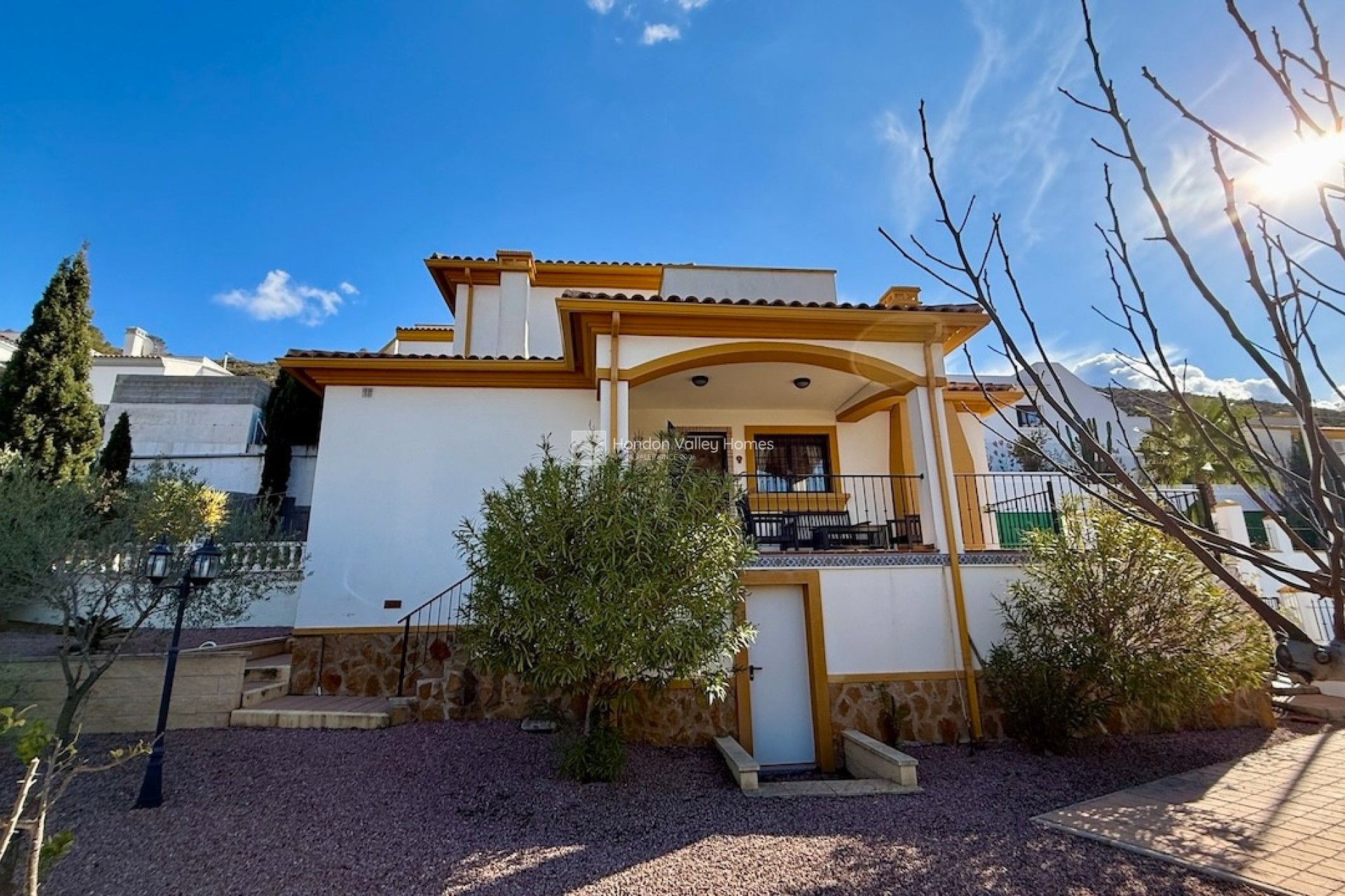 Resale - Villa - HONDON DE LAS NIEVES - La Montanosa