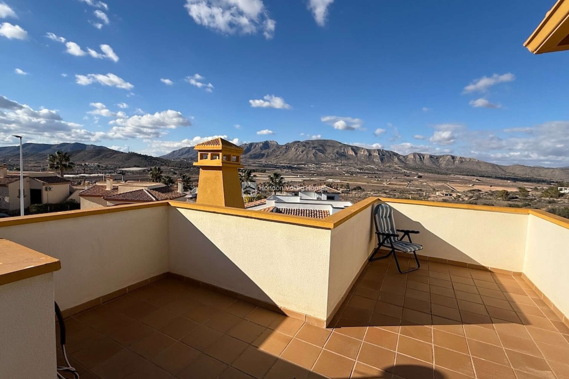 Resale - Villa - HONDON DE LAS NIEVES - La Montanosa